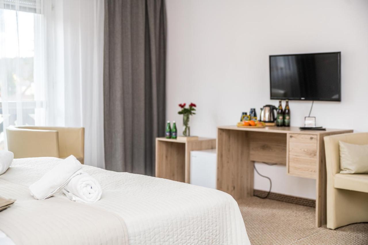 كارباش Hotel Ariston المظهر الخارجي الصورة