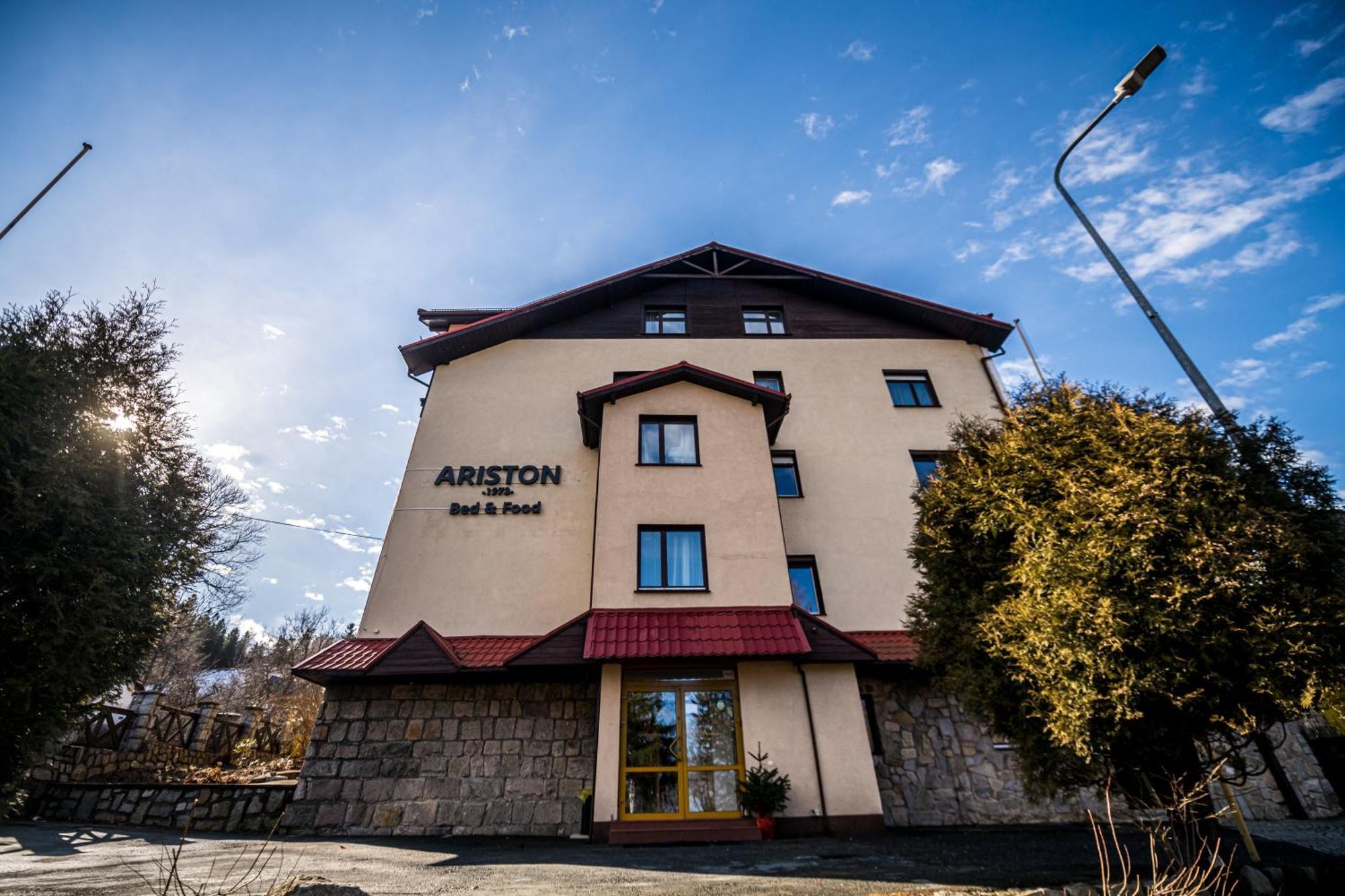 كارباش Hotel Ariston المظهر الخارجي الصورة