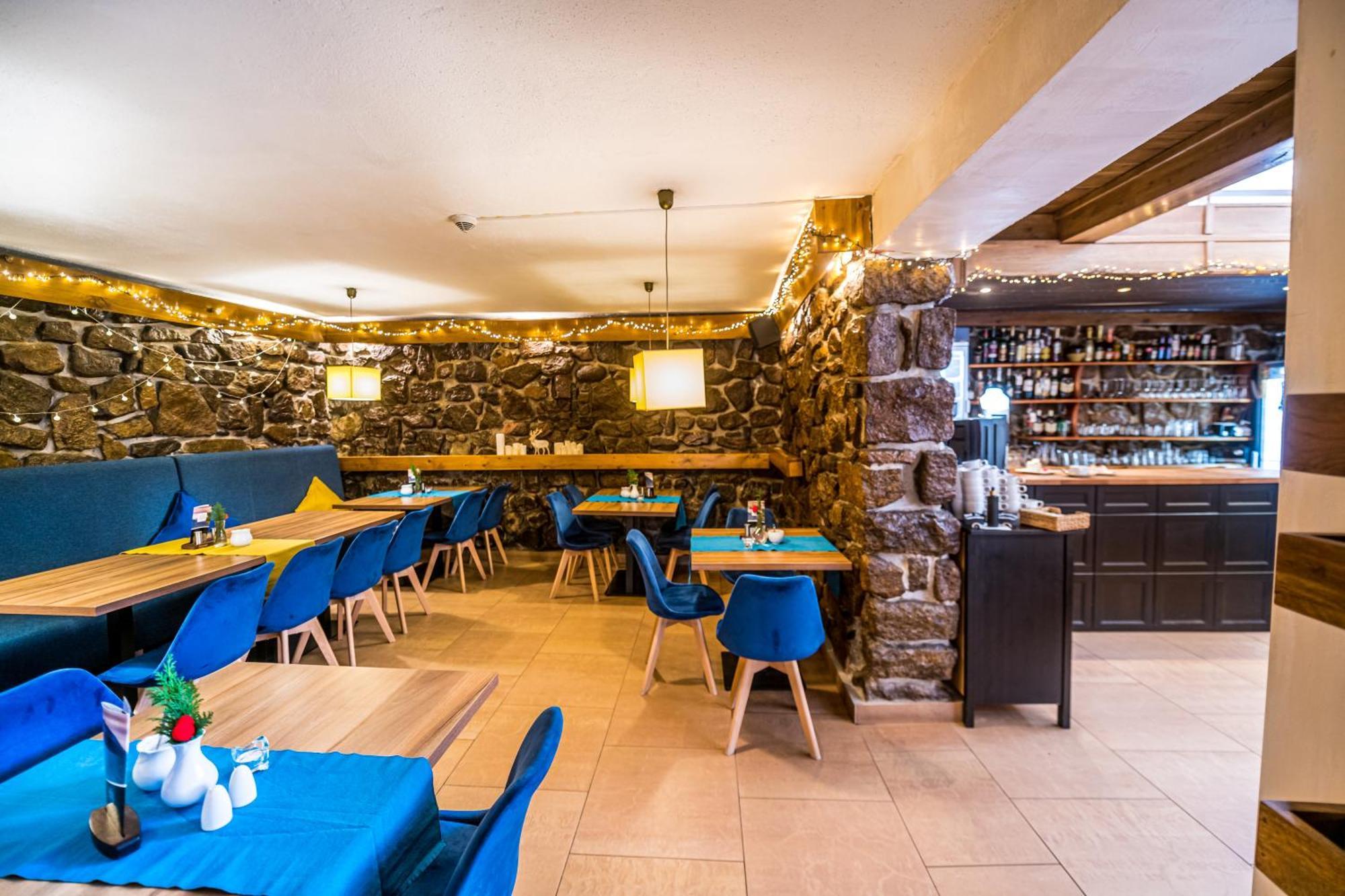 كارباش Hotel Ariston المظهر الخارجي الصورة