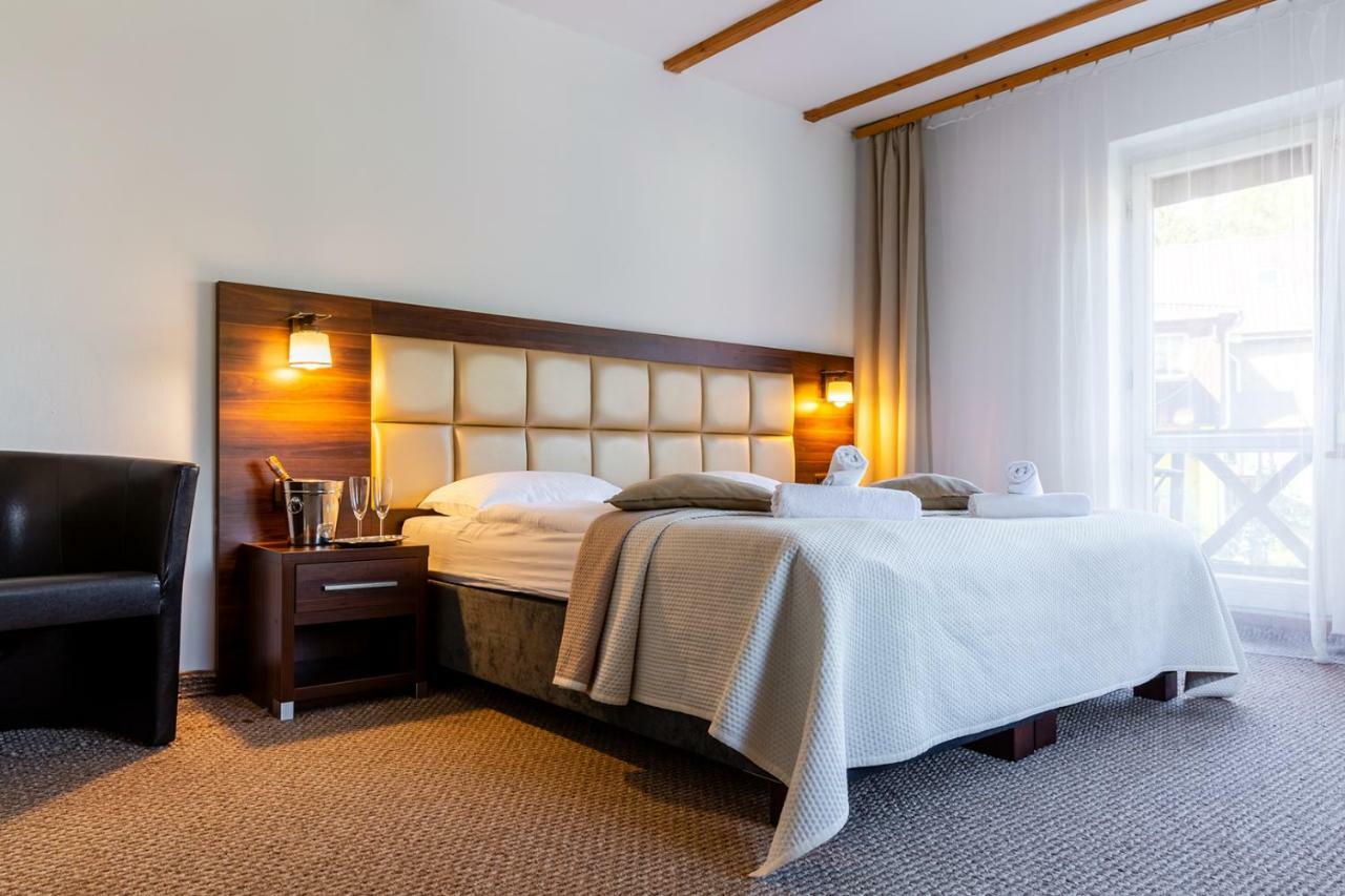 كارباش Hotel Ariston المظهر الخارجي الصورة